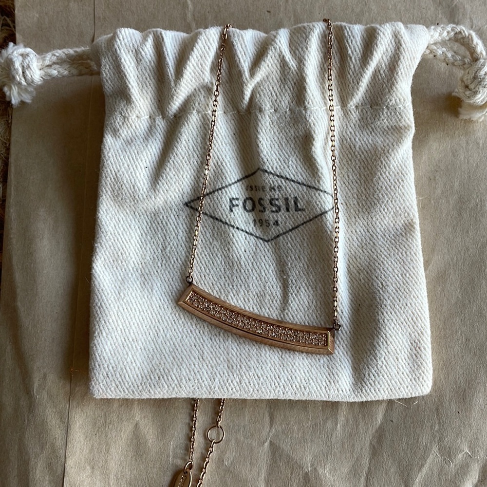 FOSSIL Necklace